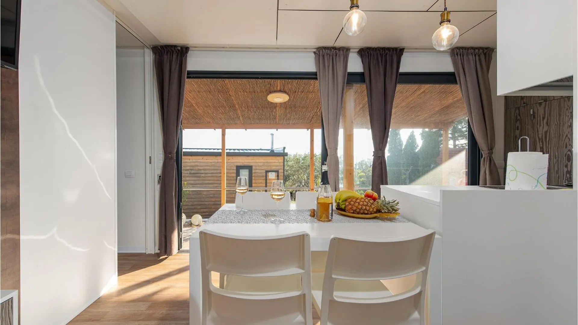 Gorgeous Home In Mandre With Kitchen 0*,