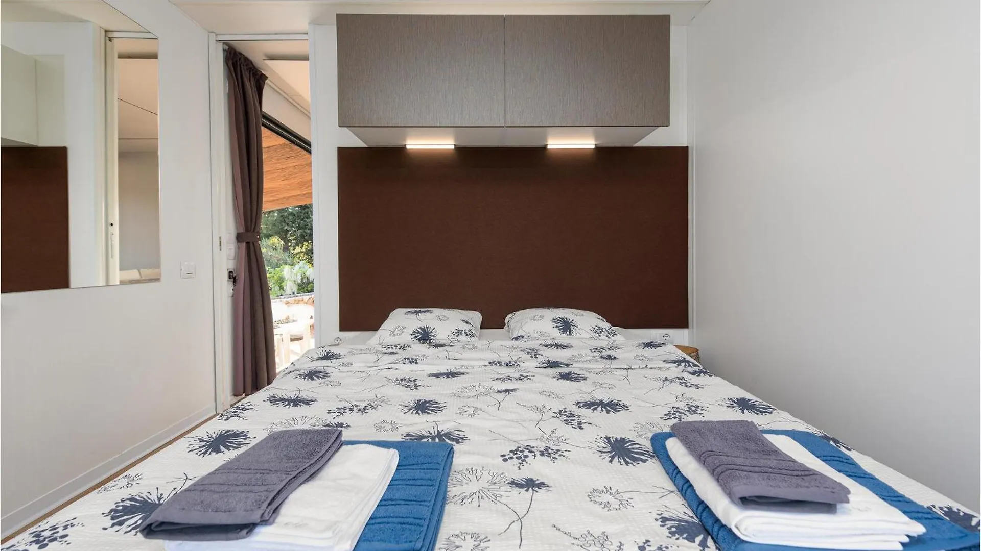 Gorgeous Home In Mandre With Kitchen