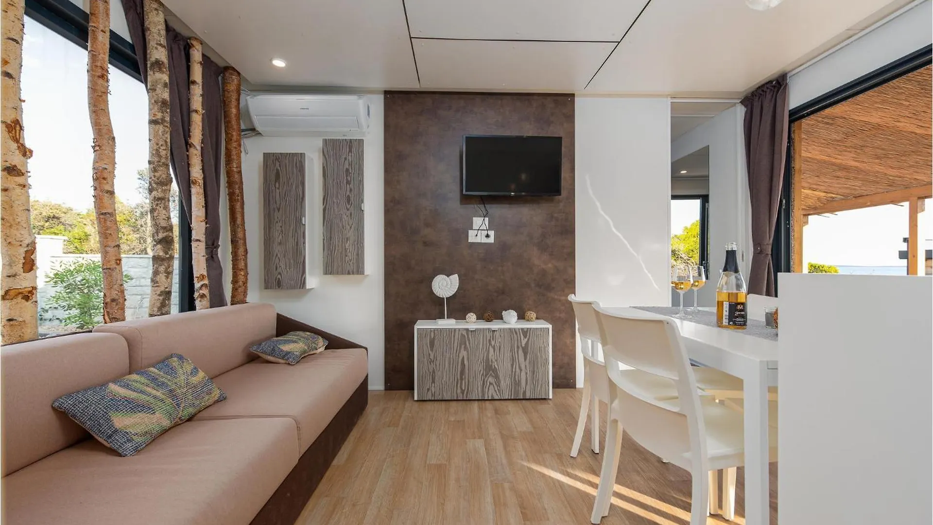 Holiday home Gorgeous Home In Mandre With Kitchen