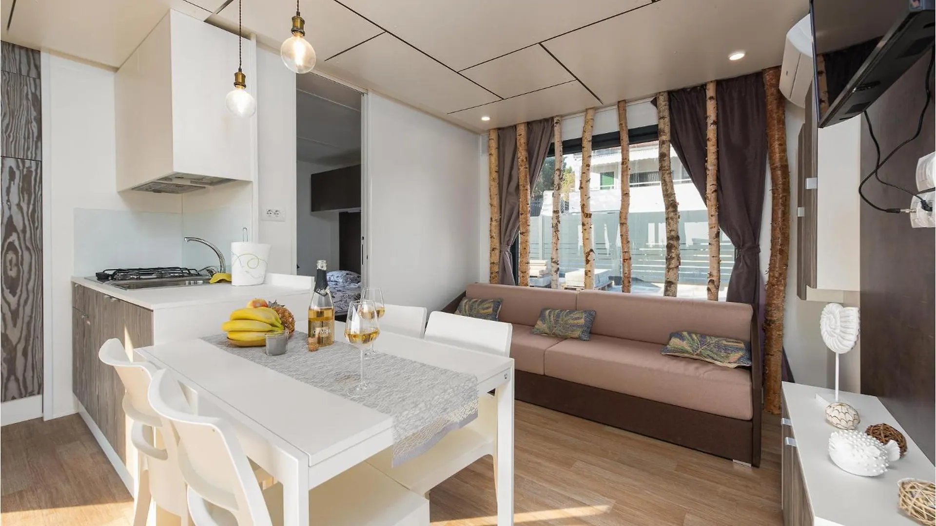Gorgeous Home In Mandre With Kitchen Holiday home