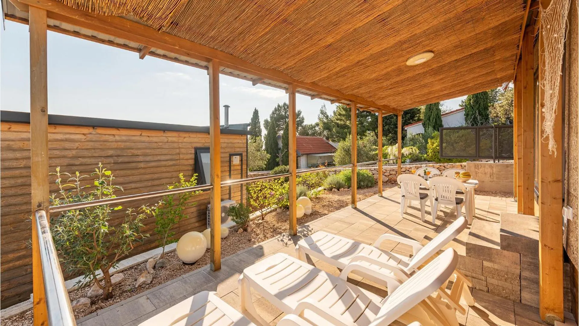 Gorgeous Home In Mandre With Kitchen Holiday home